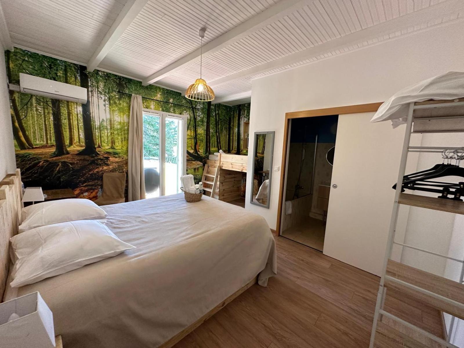 L'Hotel Du Bastier Ginasservis 外观 照片